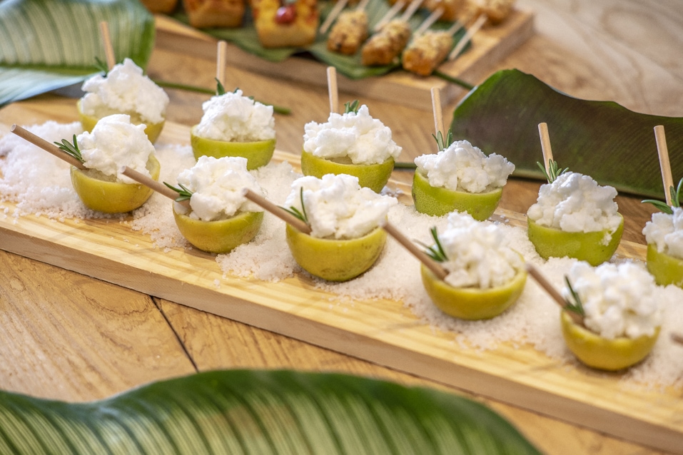 Presentación Fine Cosmetics en ambergris