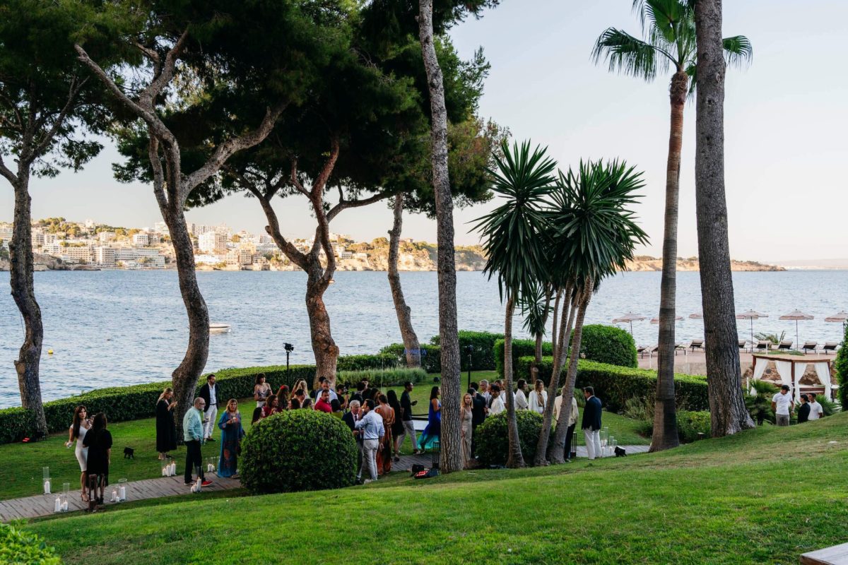 Bombon by Alberta Ferretti